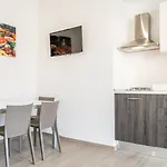 Casa Al Mare Le Dune Lägenhet Lido Marini